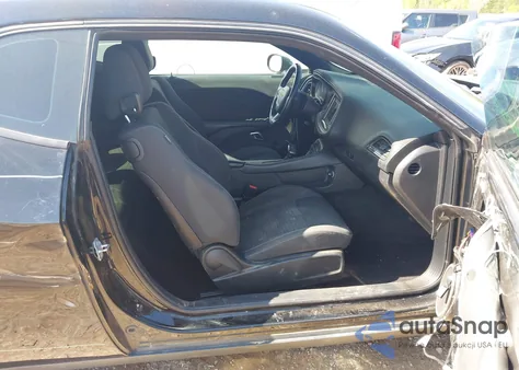 2019 Dodge Challenger Sxt z USA, uszkodzony, nr VIN 2C3CDZAG5KH561606